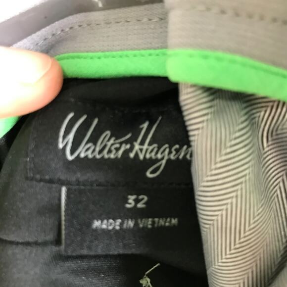 Walter Hagen Shorts Mens‎ Size 32 Bright Green Stretch Performance Casual - Picture 6 of 9
